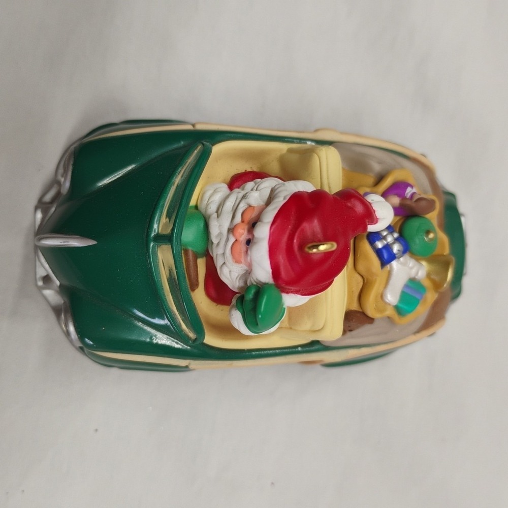 Hallmark Ornament 2005 Here Comes Santa Christmas‎ Debut Green Woody Car - Picture 4 of 7